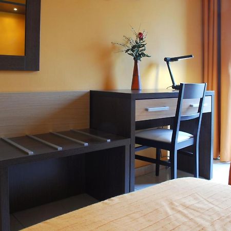 Hotel Michelangelo Teramo Kültér fotó