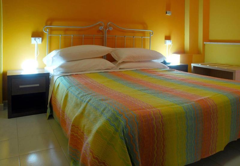 Hotel Michelangelo Teramo Kültér fotó