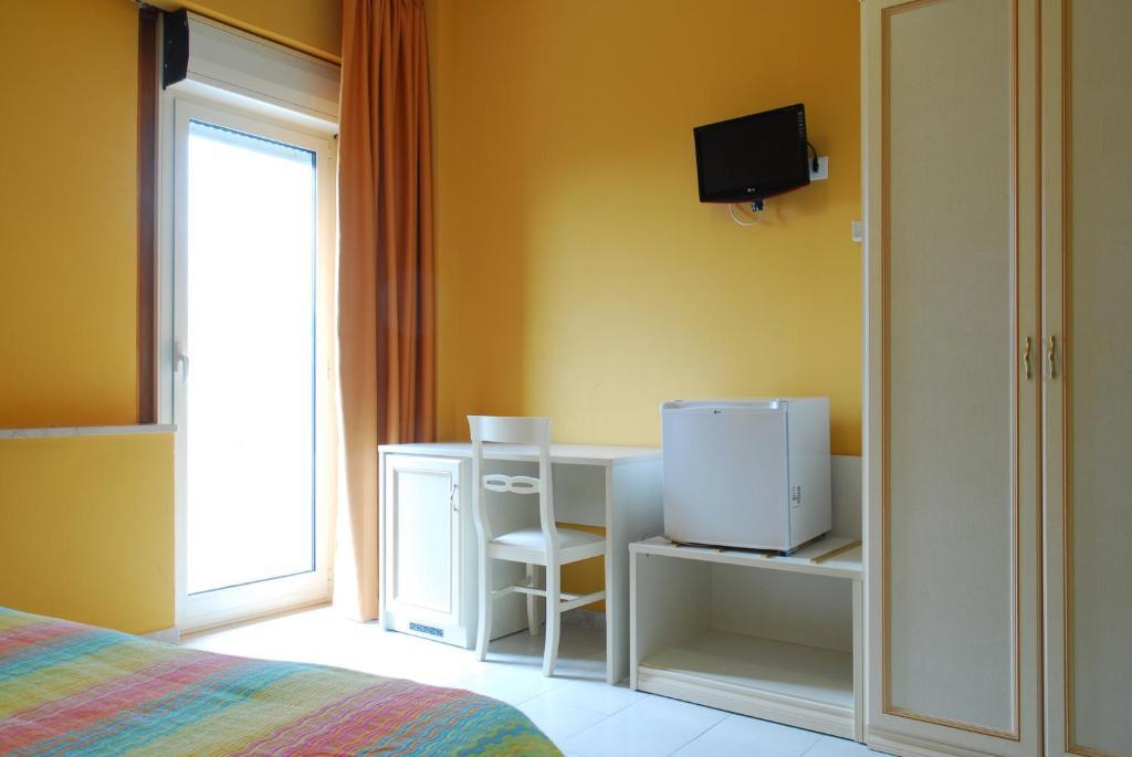 Hotel Michelangelo Teramo Szoba fotó